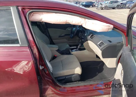 2013 Honda Civic Lx z USA, uszkodzony, nr VIN 2HGFB2F51DH600967